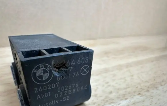 BMW Z4 E85 E86 Acceleration sensor 6964608 022B8C9C
