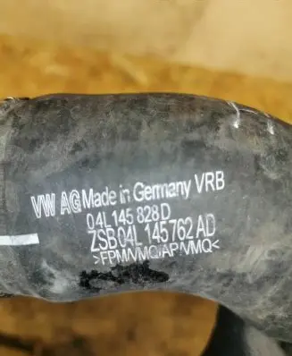 Volkswagen Golf VII Intercooler hose/pipe 04L145762AD 04L145828D 04l131111T