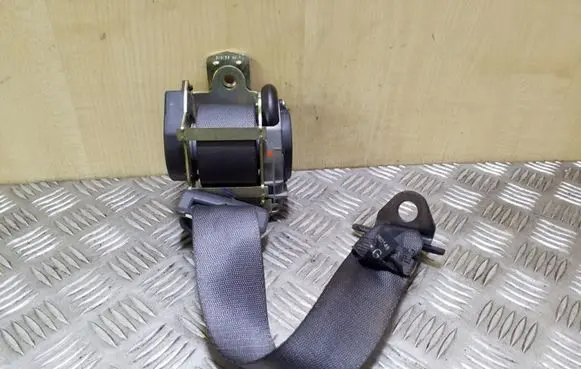 Renault Laguna II Rear seatbelt