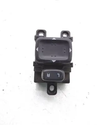 Mazda 6 Wing mirror switch R183608