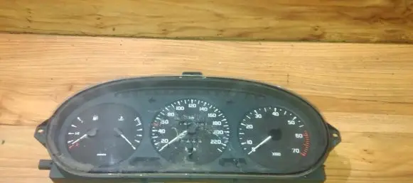 Renault Megane I Speedometer (instrument cluster) 7700839644