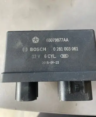 Chrysler 300C Glow plug pre-heat relay 68079877AA 0281003061 20150923