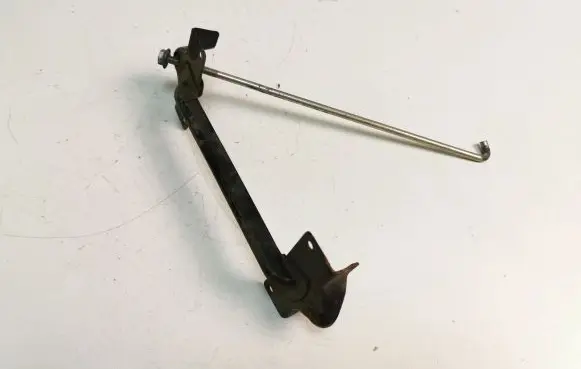 Mitsubishi Outlander Battery bracket 