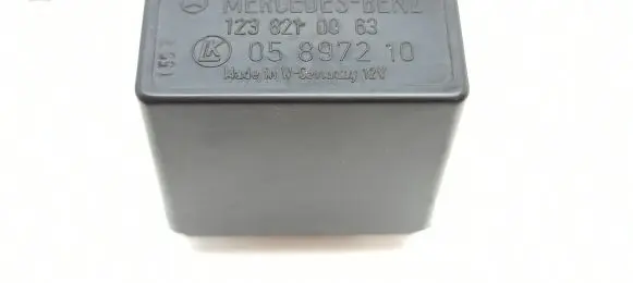 Mercedes-Benz S W116 Window control relay 1238210063