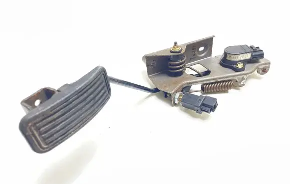 Mazda 6 Accelerator throttle pedal CB0541AC0 3G01