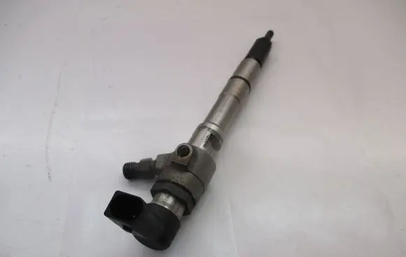 Fuel injector