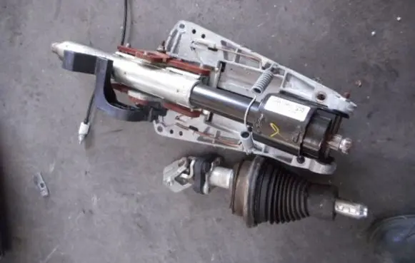 Mercedes-Benz C W204 Steering wheel axle set A2044604518