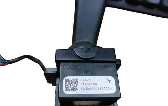 Volvo V70 Wiper control stalk 31264169
