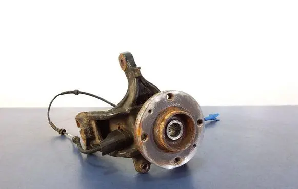 Peugeot 2008 I Front wheel hub spindle knuckle 