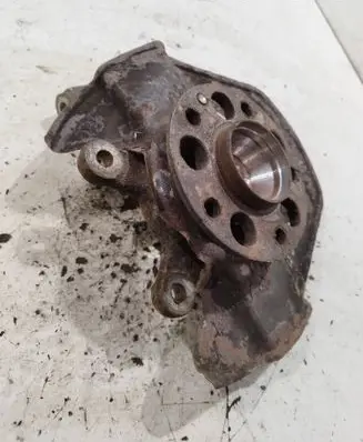 Mercedes-Benz B W245 Front wheel hub spindle knuckle