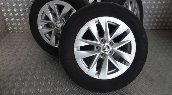 Skoda Fabia Mk4 (6VA) R15 alloy rim 6VA601025