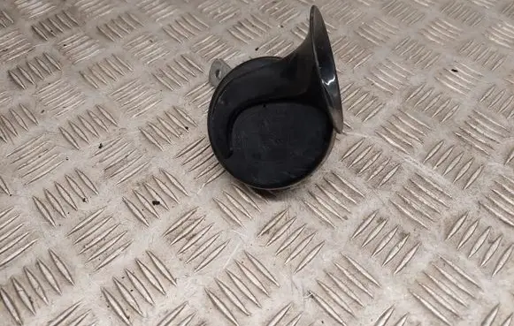 Tesla Model S Horn signal 0020046