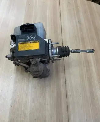 Toyota Land Cruiser (J120) ABS Pump 8954160061