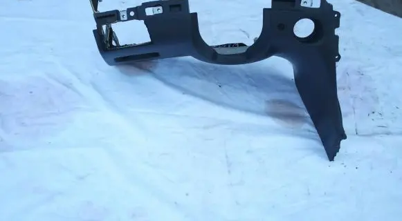 Mercedes-Benz E W211 Dashboard lower bottom trim panel 2116800187 0013778