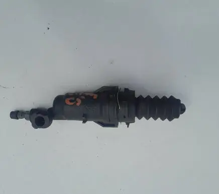 Citroen C5 Clutch slave cylinder