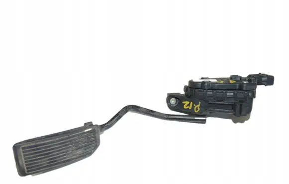 Nissan Primera Accelerator throttle pedal 18002AU410