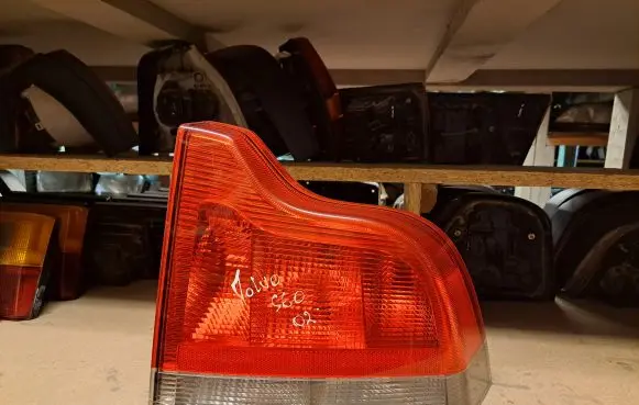 Volvo S60 Rear/tail lights 8664080 8664082