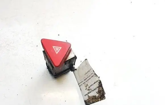 Volkswagen Tiguan Hazard light switch 5M0953509A