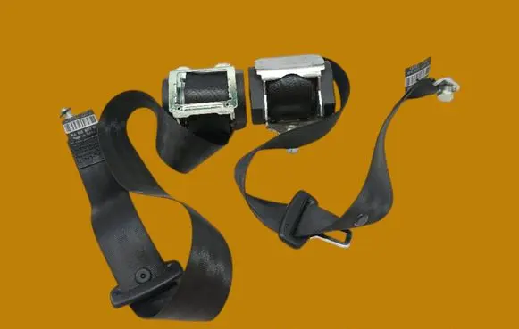Audi A6 S6 C6 4F Front seatbelt