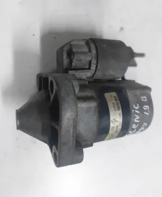 Renault Scenic I Starter motor 105119C 1104674 17A01185GM