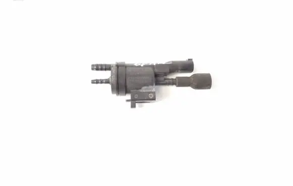 Mercedes-Benz B W246 W242 Turbo solenoid valve A0025407097