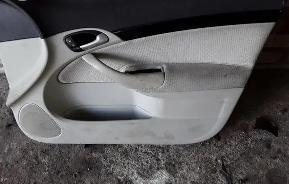 Cadillac BLS Front door card panel trim 1127309
