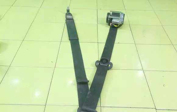 Opel Combo D Front seatbelt 735534042 BEZPIECZENSTWA