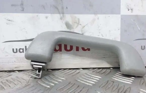 Toyota RAV 4 (XA30) Front interior roof grab handle 6746838010
