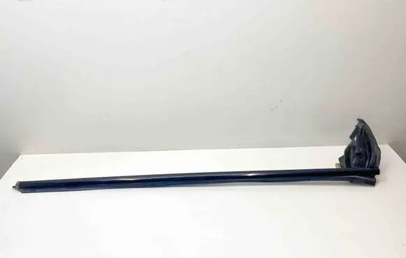 Mercedes-Benz SL R230 Door glass trim A2307200224 2307200224