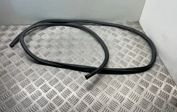BMW 7 F01 F02 F03 F04 Engine compartment rubber 7019775