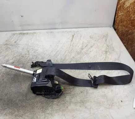 Volvo V70 Middle seatbelt (rear) 39859409