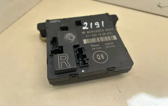 Mercedes-Benz E W211 Door control unit/module 2118201626 356806