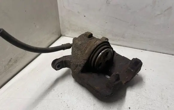 Honda Civic Front brake caliper