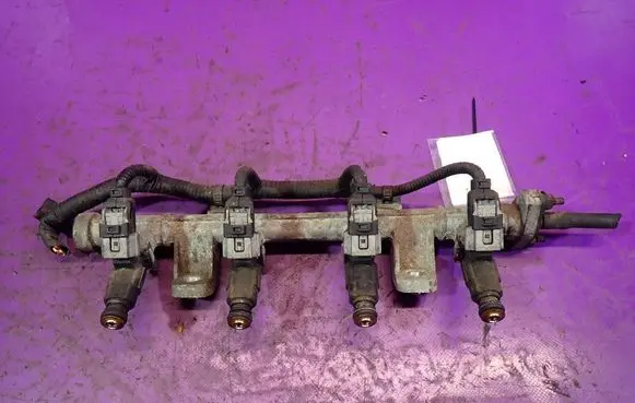 Hyundai Getz Fuel main line pipe