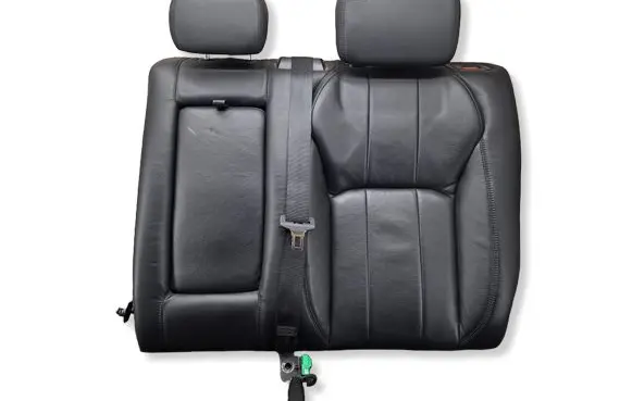 Land Rover Evoque I Rear seat 