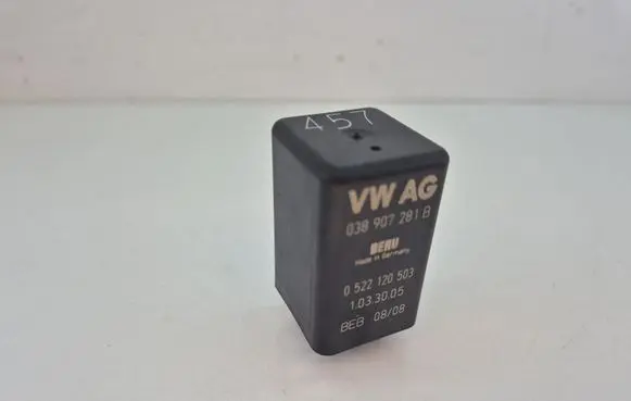 Audi A4 S4 B8 8K Glow plug pre-heat relay 038907281B