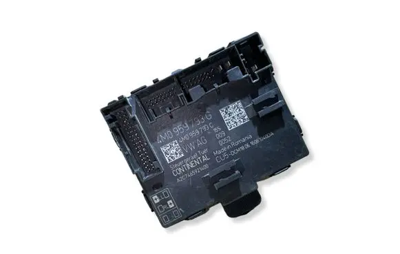 Audi Q7 4M Door control unit/module 4M0959793G