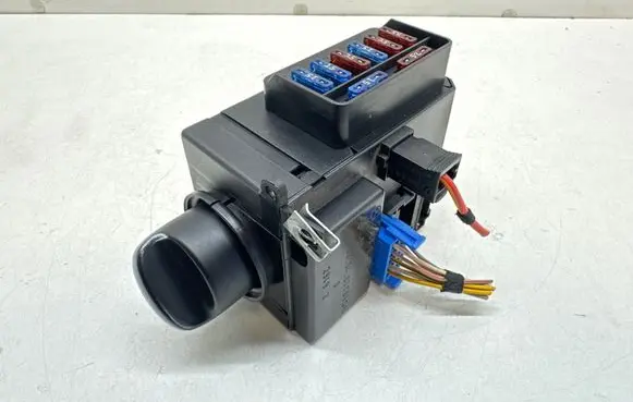 Mercedes-Benz Vaneo W414 Light switch 1685450104