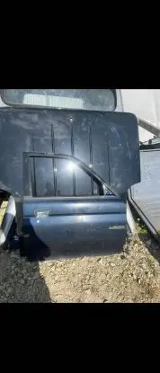 Mitsubishi L200 Front door