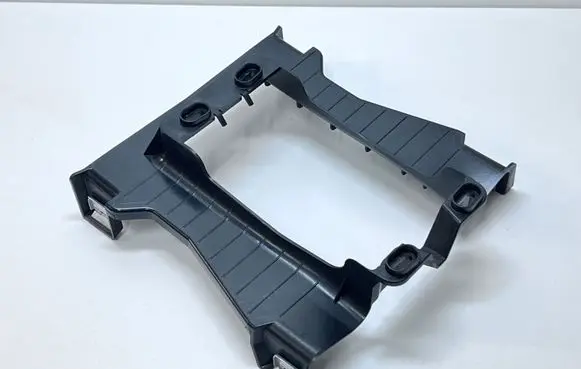 Volkswagen Touareg II Other center console (tunnel) element 7P6863233