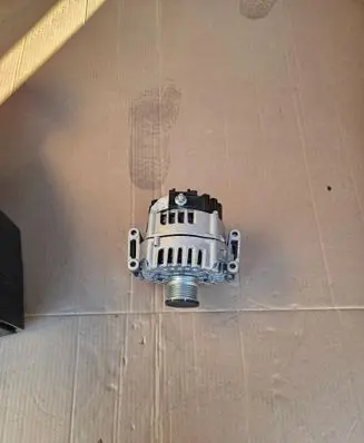 Mercedes-Benz E W212 Generator/alternator 1638095280