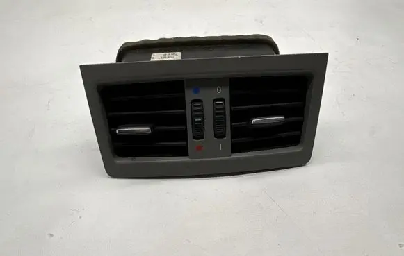 BMW 3 E90 E91 Rear air vent grill 64227129556 7129556 6932023