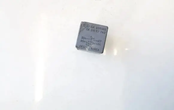 KIA Sportage Other relay ok2a167740