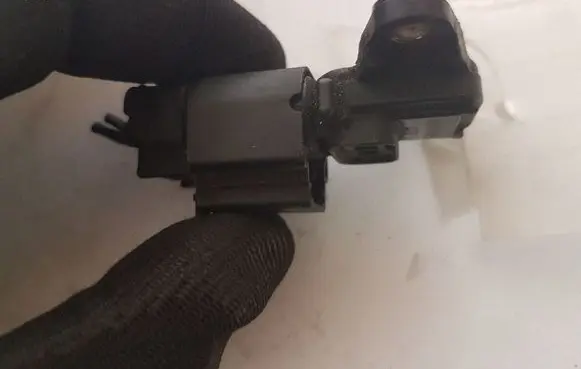 Chrysler Voyager Mass air flow meter 56041018AB