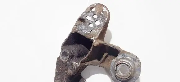 Volkswagen PASSAT B5 Engine mounting bracket 4b0199351b