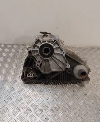 BMW X6 E71 Gearbox transfer box case 7574777 7174873