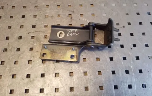 Peugeot 407 Tailgate/trunk/boot hinge