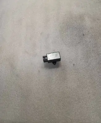 Volkswagen Touareg I Seat heating relay 7L0959772