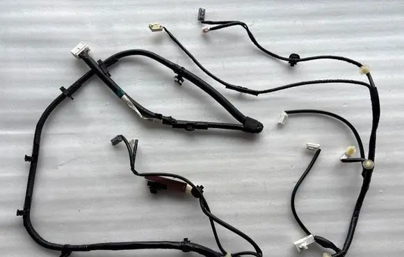 Subaru Legacy VII Tailgate/trunk wiring harness 81811AN00A 00139