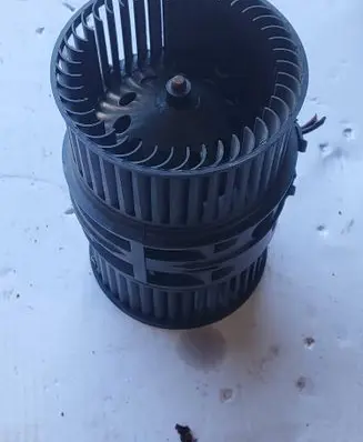 Renault Trafic III (X82) Heater fan/blower N109416C